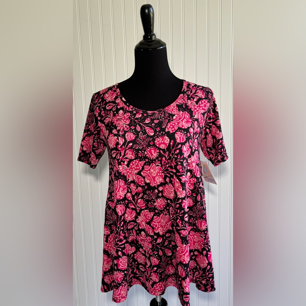 LuLaRoe Perfect T Tee Shirt Pink Black Floral Flowers Size XXS Cottagecore Artsy